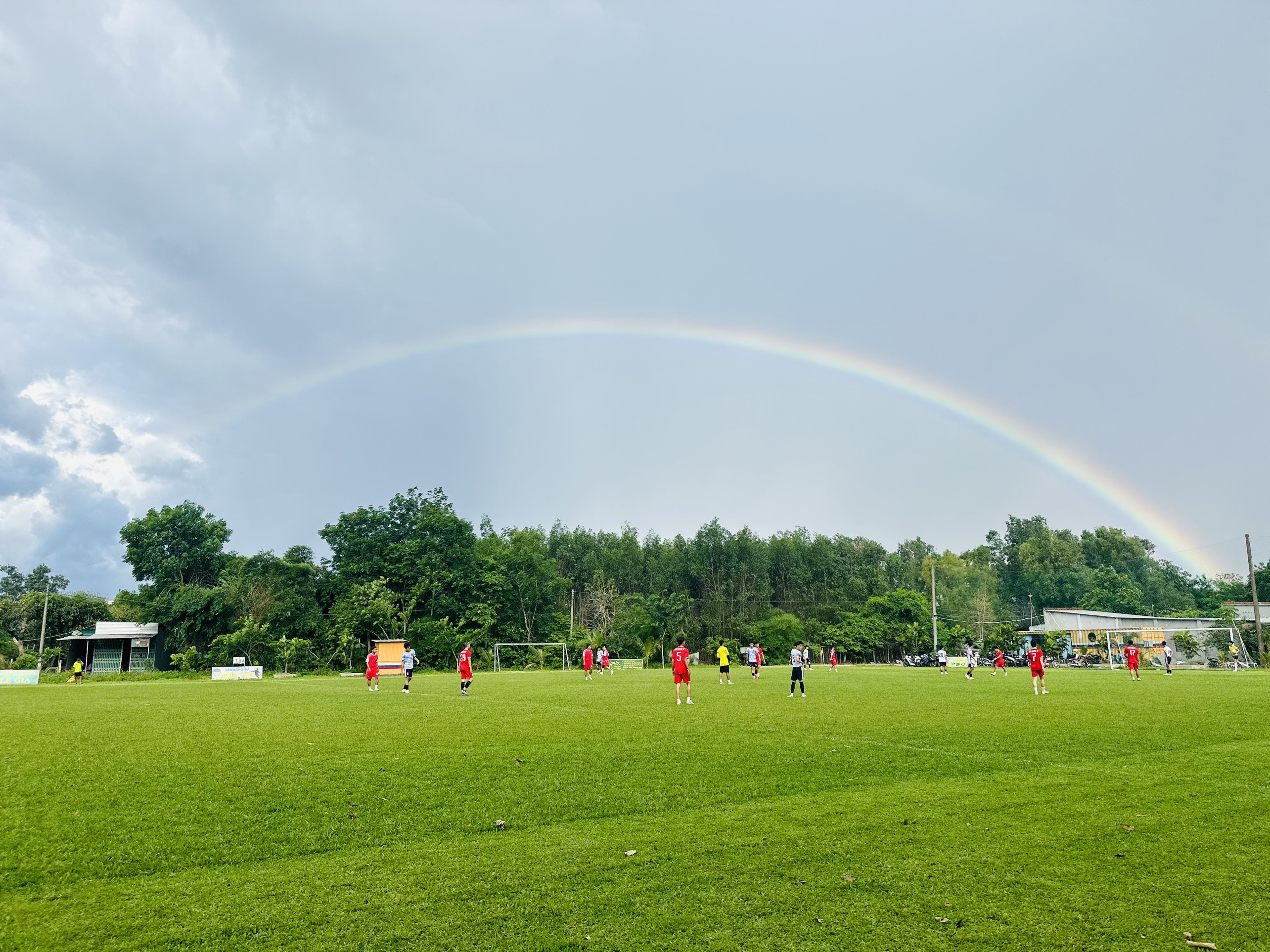 Giá Thuê Sân Banh 11 Người